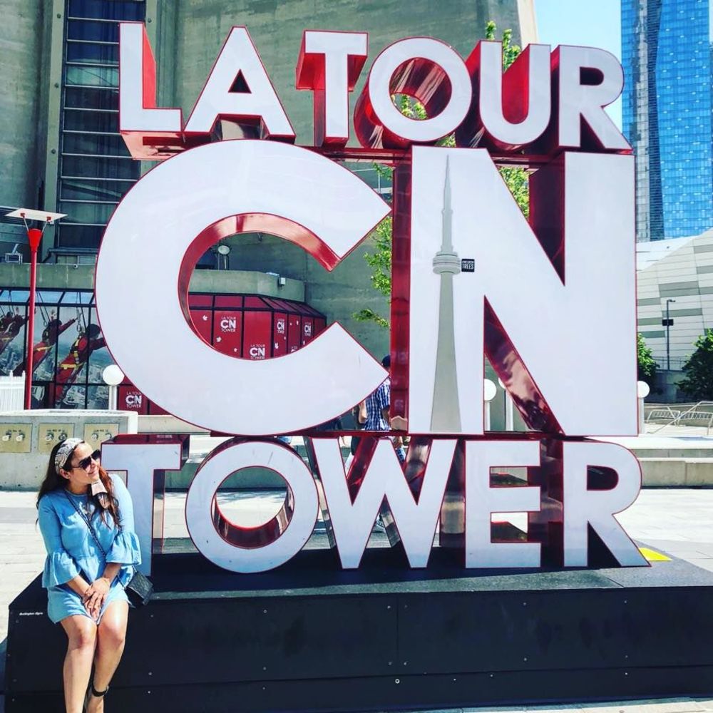 Meet your Posher, Vicky